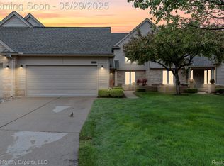 16727 W Cobblestone, Macomb, MI 48042
