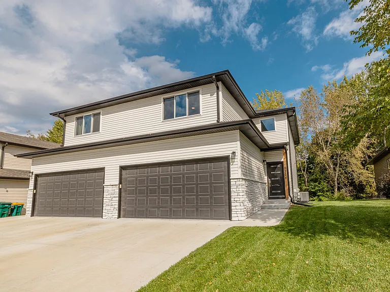 6204 Franciscan Dr — Photo 55