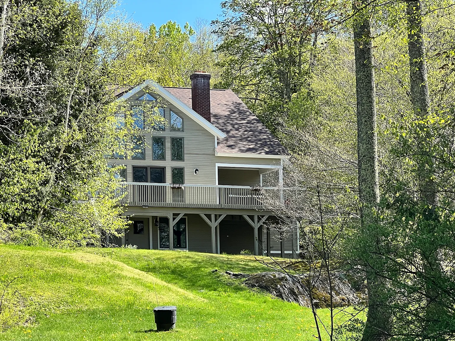 363 Gilcrist Rd — Photo 1