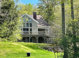 363 Gilcrist Rd, Stowe, VT 05672