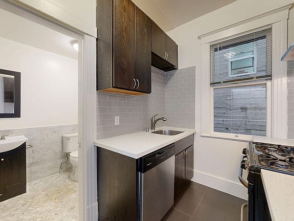 5th image of 720 Jones St #9