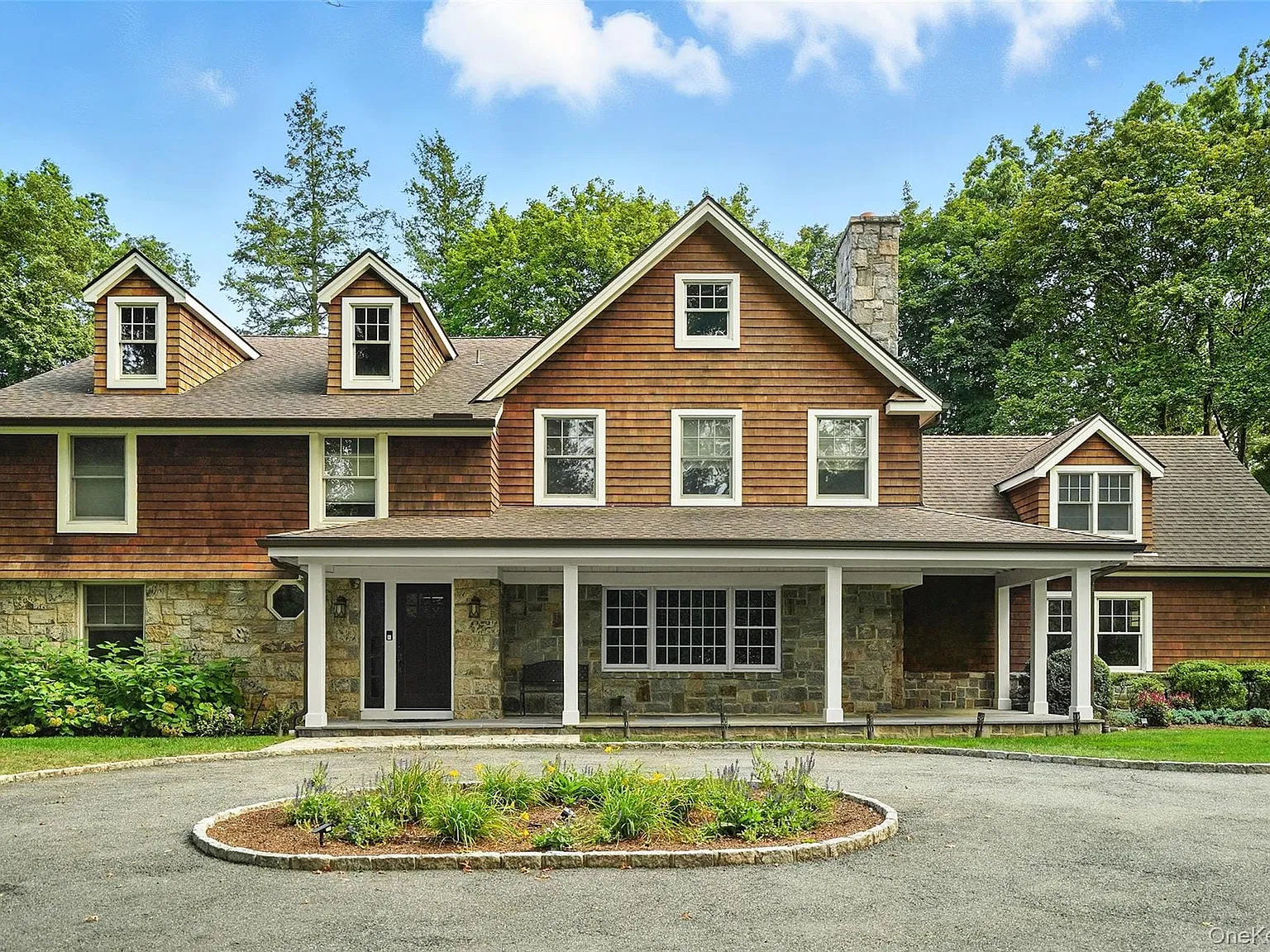 5 bed, 6.5 bath, 4635 sqft, $20,000 — Photo 3