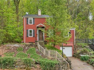212 Valley Dr, Pittsburgh, PA 15215