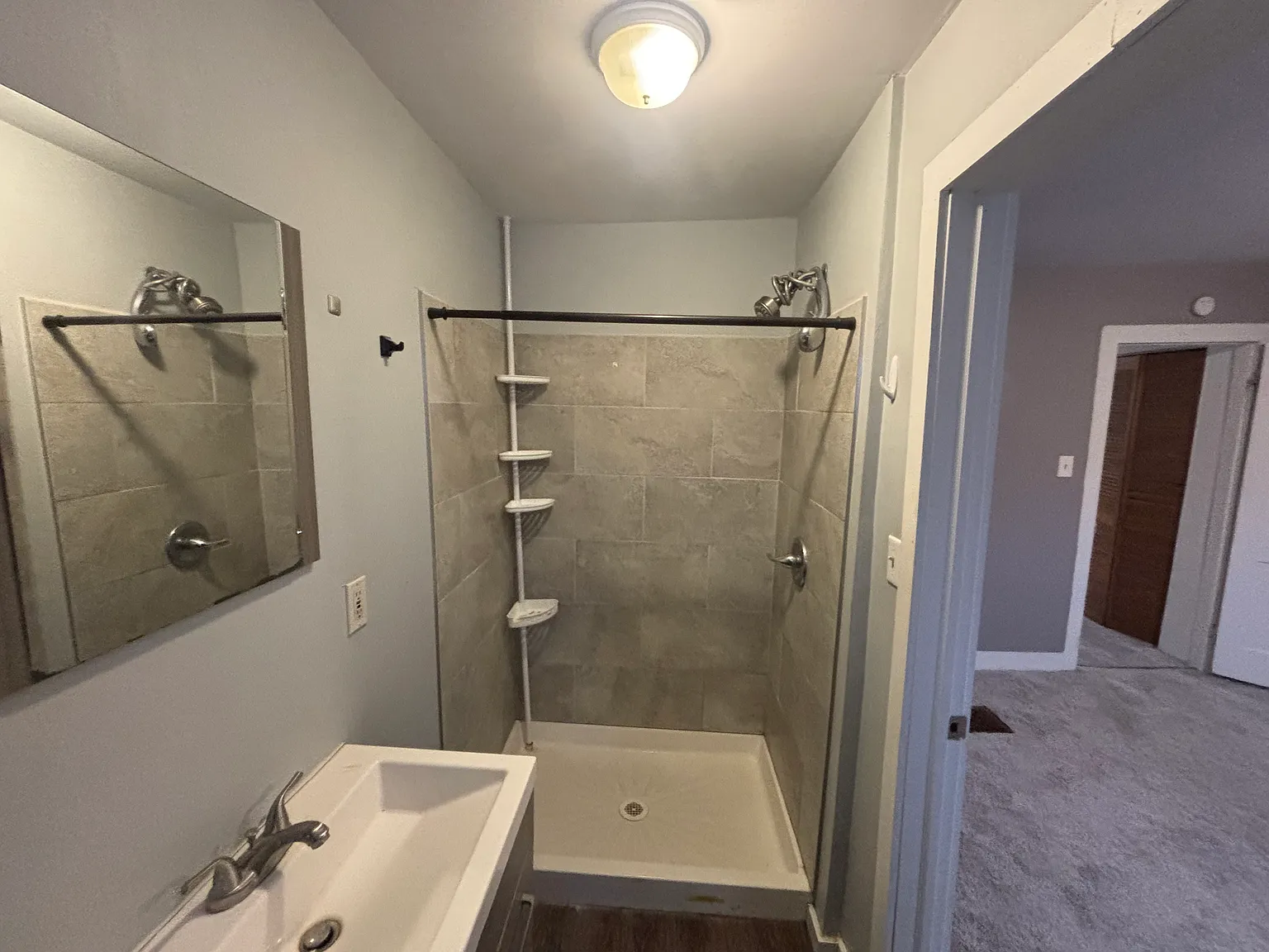 2 bed, 1500 sqft, $895 — Photo 4
