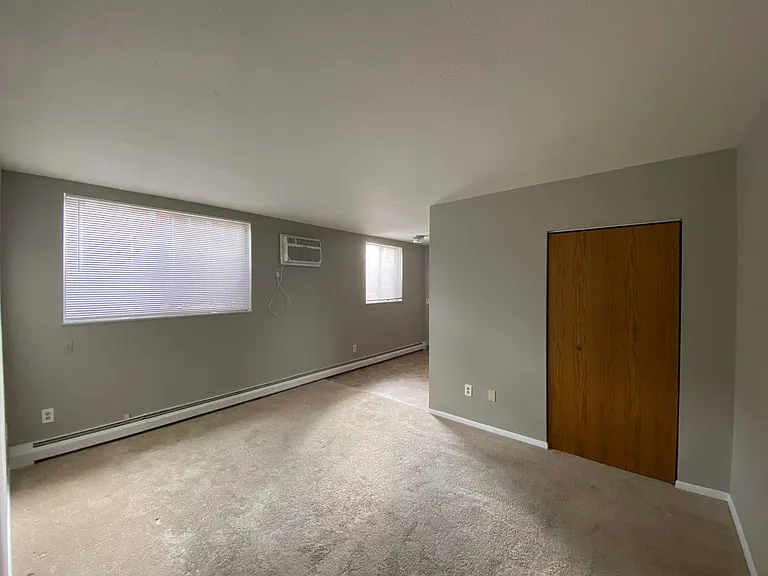 3006 Montana Ave — Photo 5