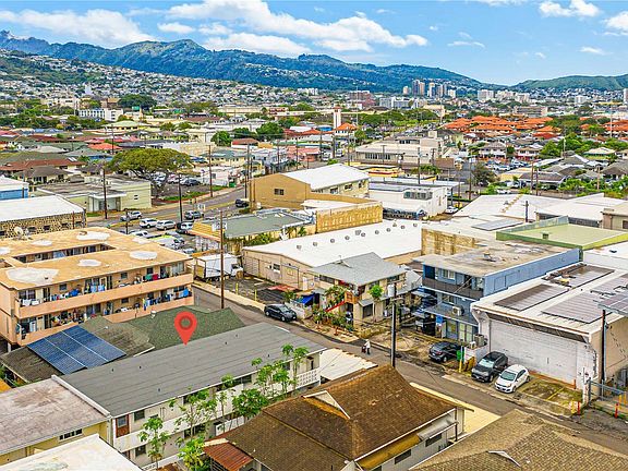 5th image of 910 Factory St