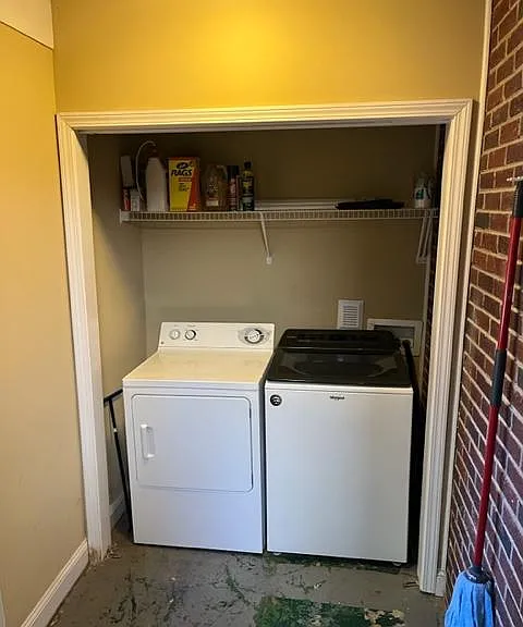 WASHER / DRYER / HOOKUPS ONLY. SORRY! :(