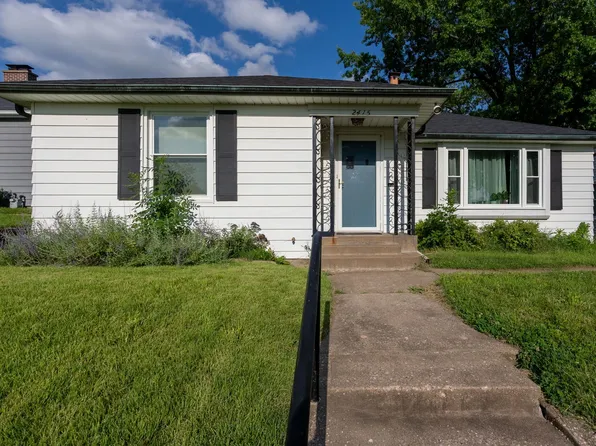 2415 Glen Pl, Davenport, IA 52804