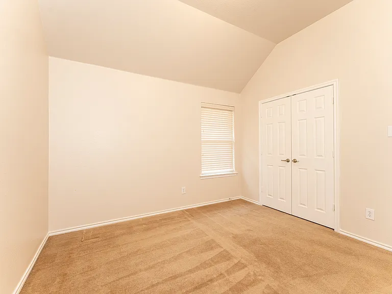 1417 Lowes Farm Pkwy — Photo 14