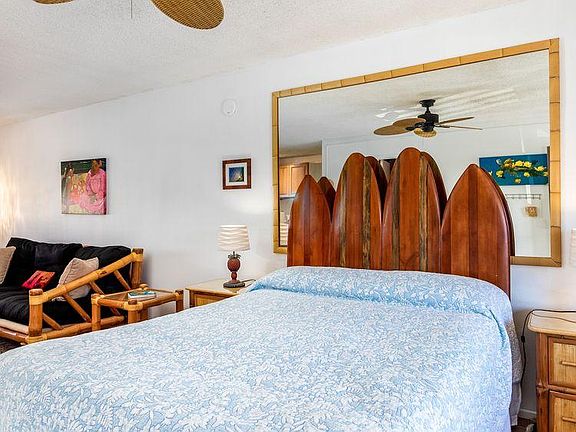 2nd image of 75-6008 Alii Dr APT 105
