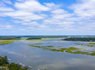 6 Anchorage Way, Beaufort, SC 29902