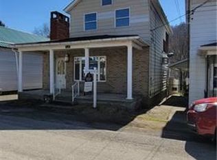 142 Chestnut St, Robinson, PA 15949