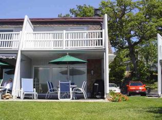 10075 N Turkey Creek Rd, Syracuse, IN 46567