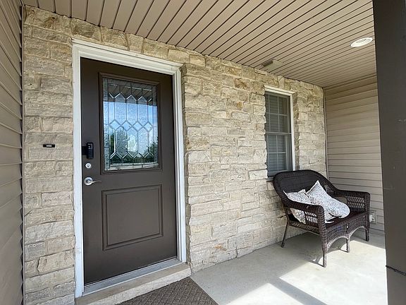 3rd image of 1807 Horizon Ct