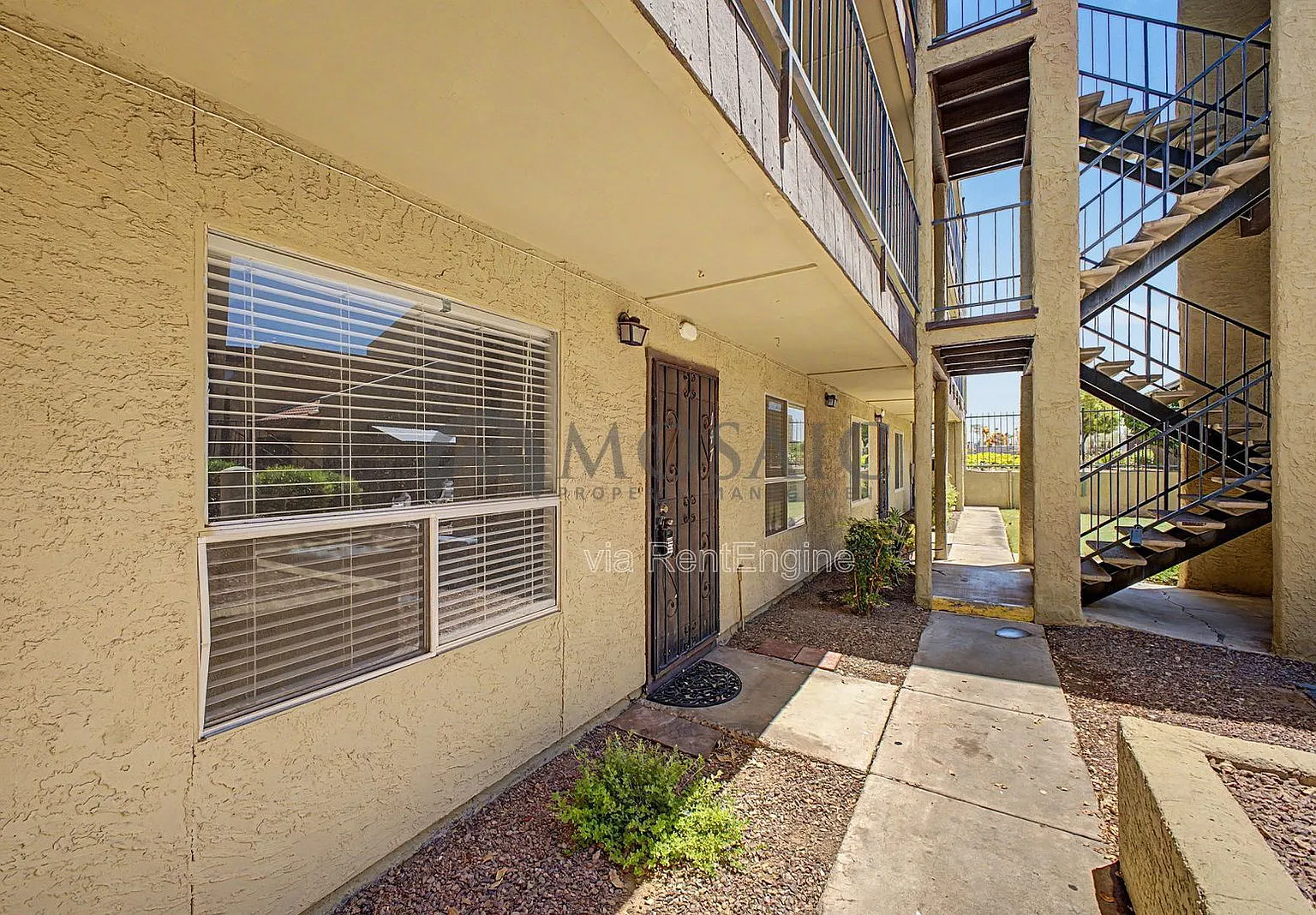 2 bed, 2.0 bath, 846 sqft, $1,250 — Photo 3