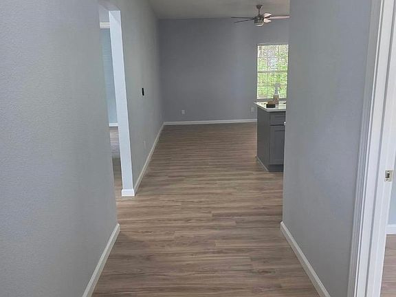3rd image of 109 Wills Dr