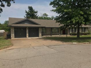 3101 S Saddlerock Rd E, Sand Springs, OK 74063