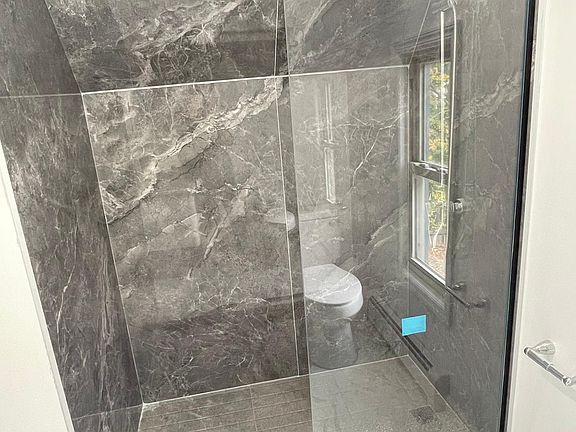 4th image of 29 Battle Ave #3