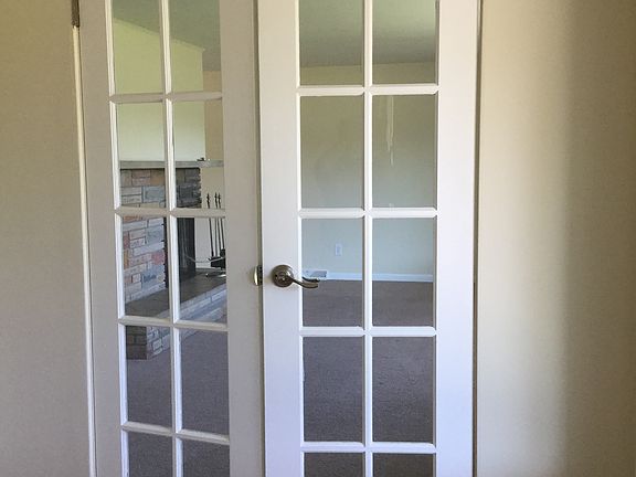 2nd image of 5480 Threasa St