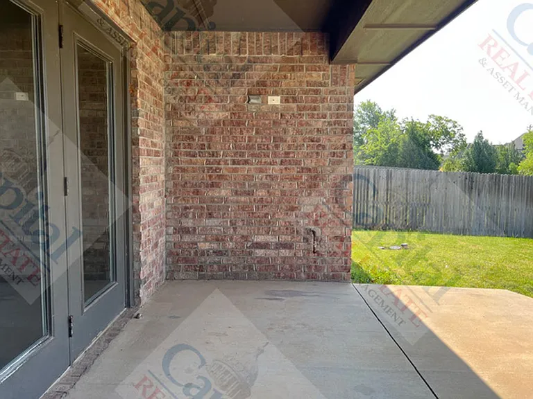 3316 NW 158th Ter — Photo 43