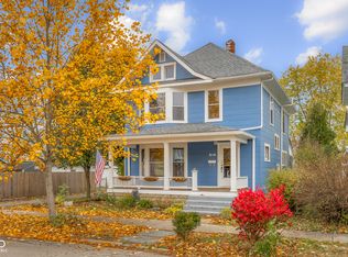 818 Sycamore St, Columbus, IN