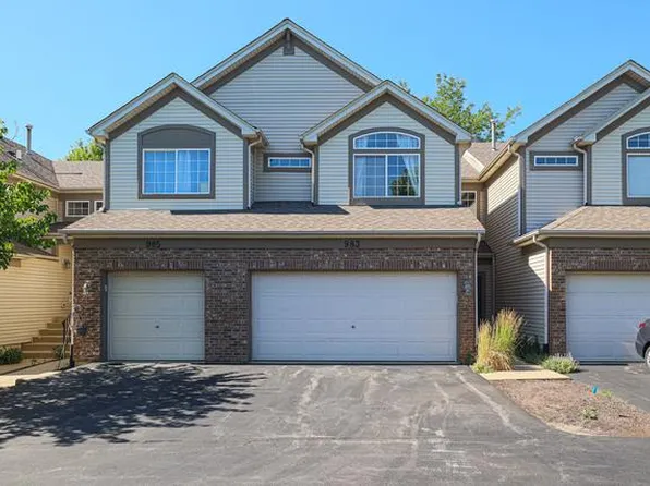 983 Parkhill Cir, Aurora, IL 60502