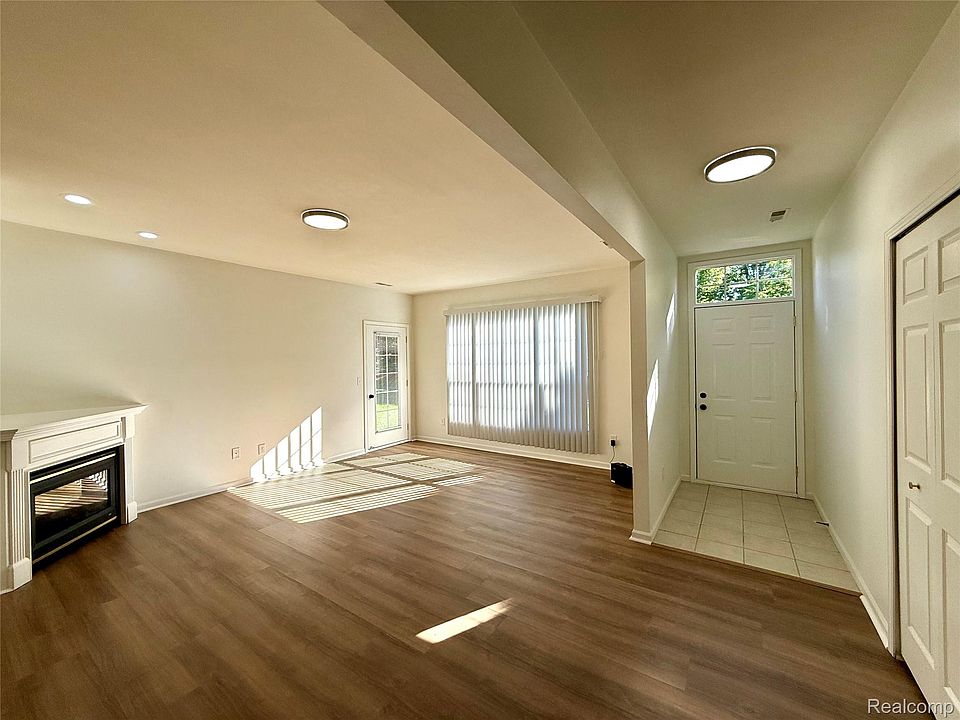 18107 Chesapeake Cir, photo 8