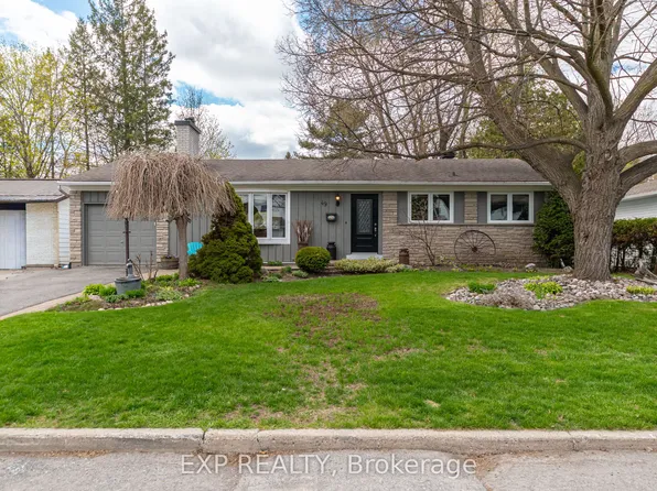 49 Parkmount Cres, Ottawa, ON K2H 5T3