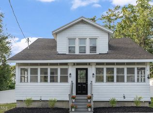 12 Poplar St, Albany, NY 12205