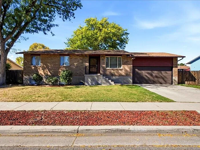 515 N New Star Dr