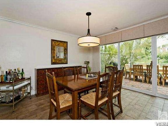 5th image of 32061 Waterside Ln
