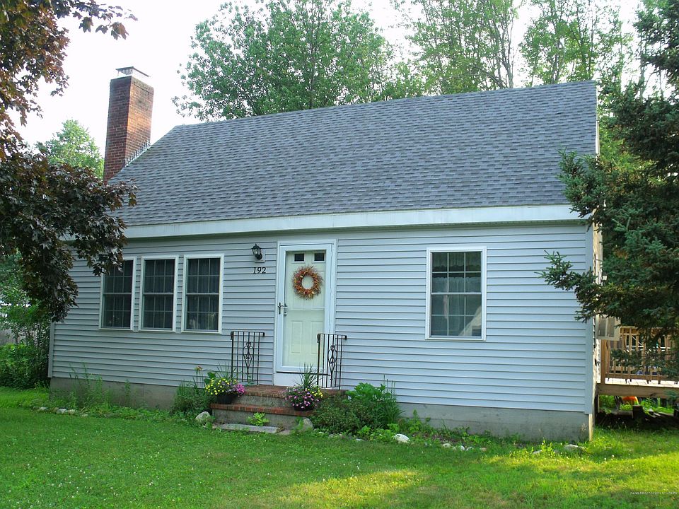 1st image of 192 Carlson St