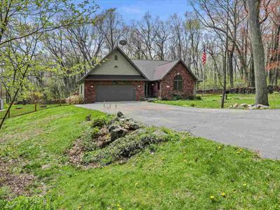 297 Maple Heights Rd, Marshall, WI, 53559