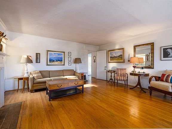 5th image of 1154 Villa Ave