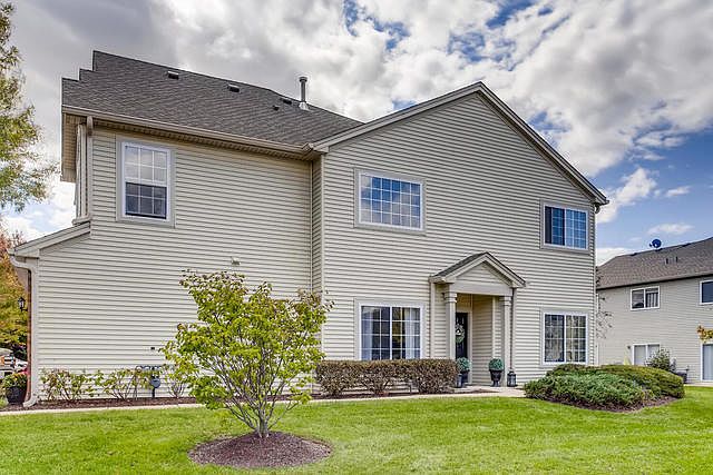 1st image of 2471 Jamestown Ln #2471