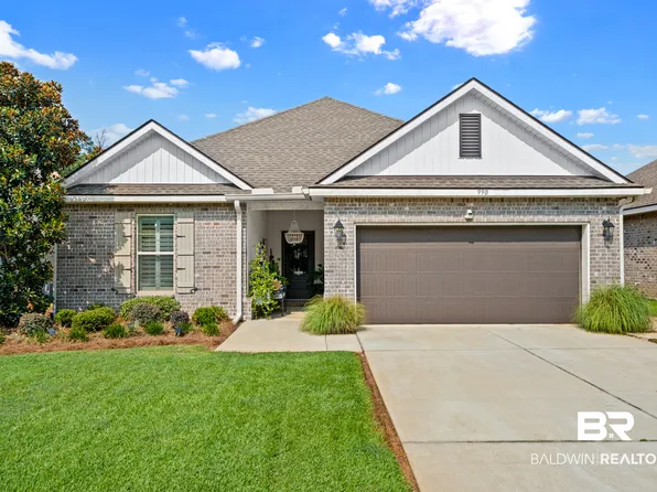 990 Gibson Ct, Foley, AL 36535