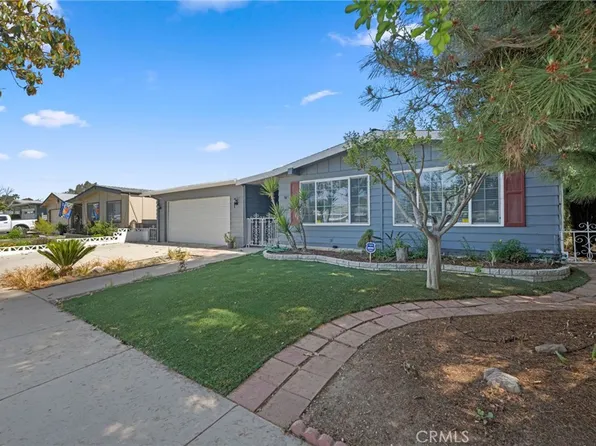 2755 Jacaranda Way, Hemet, CA 92545