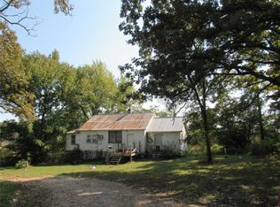 3083 Oak Hill Rd, Cuba, MO 65453