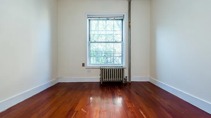 Rented by Nooklyn NYC LLC | media 8