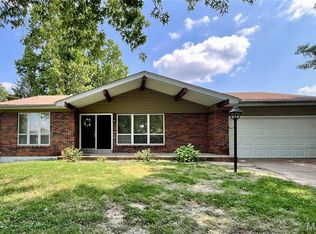 12804 Fox Haven Dr, Florissant, MO 63033