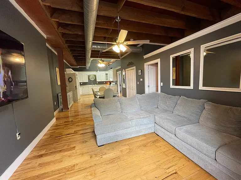 103 Court Sq #4 — Photo 26