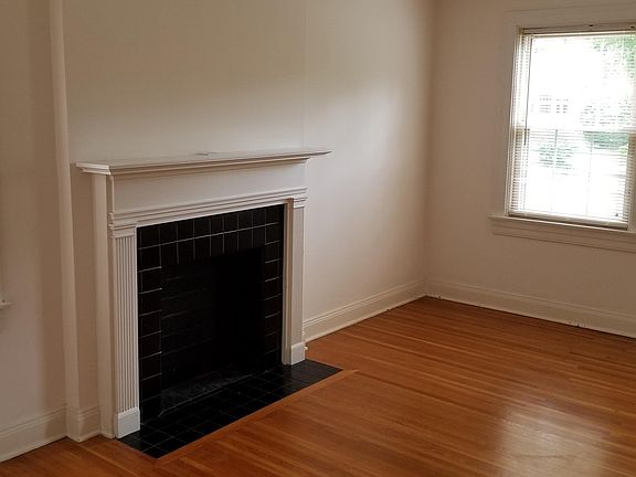 2nd image of 2124 Village Dr