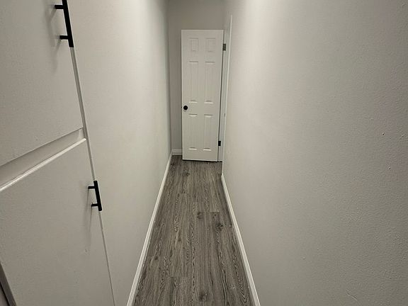 3rd image of 1711 Purdue Ave APT 2