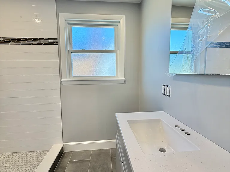 54 Harriet Ave — Photo 7