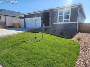 3330 Bella Luna Dr, Pueblo, CO 81001