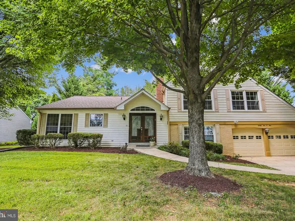 9109 Willow Pond Ln, Potomac, MD 20854