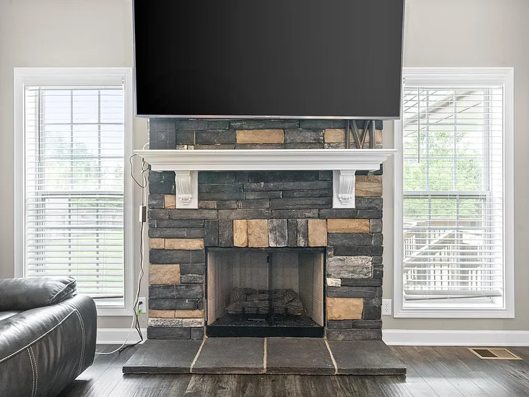 2831 Chatfield Dr — Photo 8
