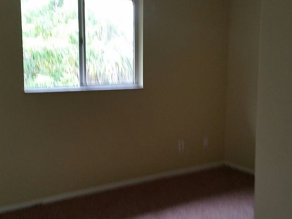 3rd image of 392 Melody Ct