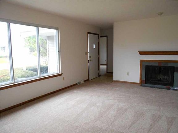 5th image of 4575 Budd Dr