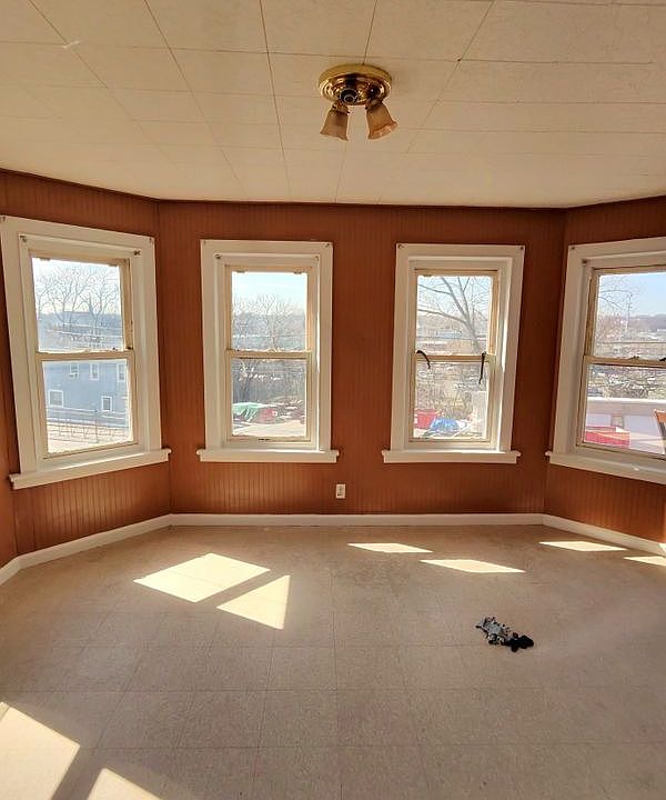 1st image of 80 Huntington Rd #2